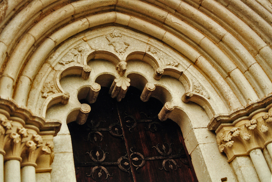 Vorschaubild Pfarrkirche, Chor, Südportal